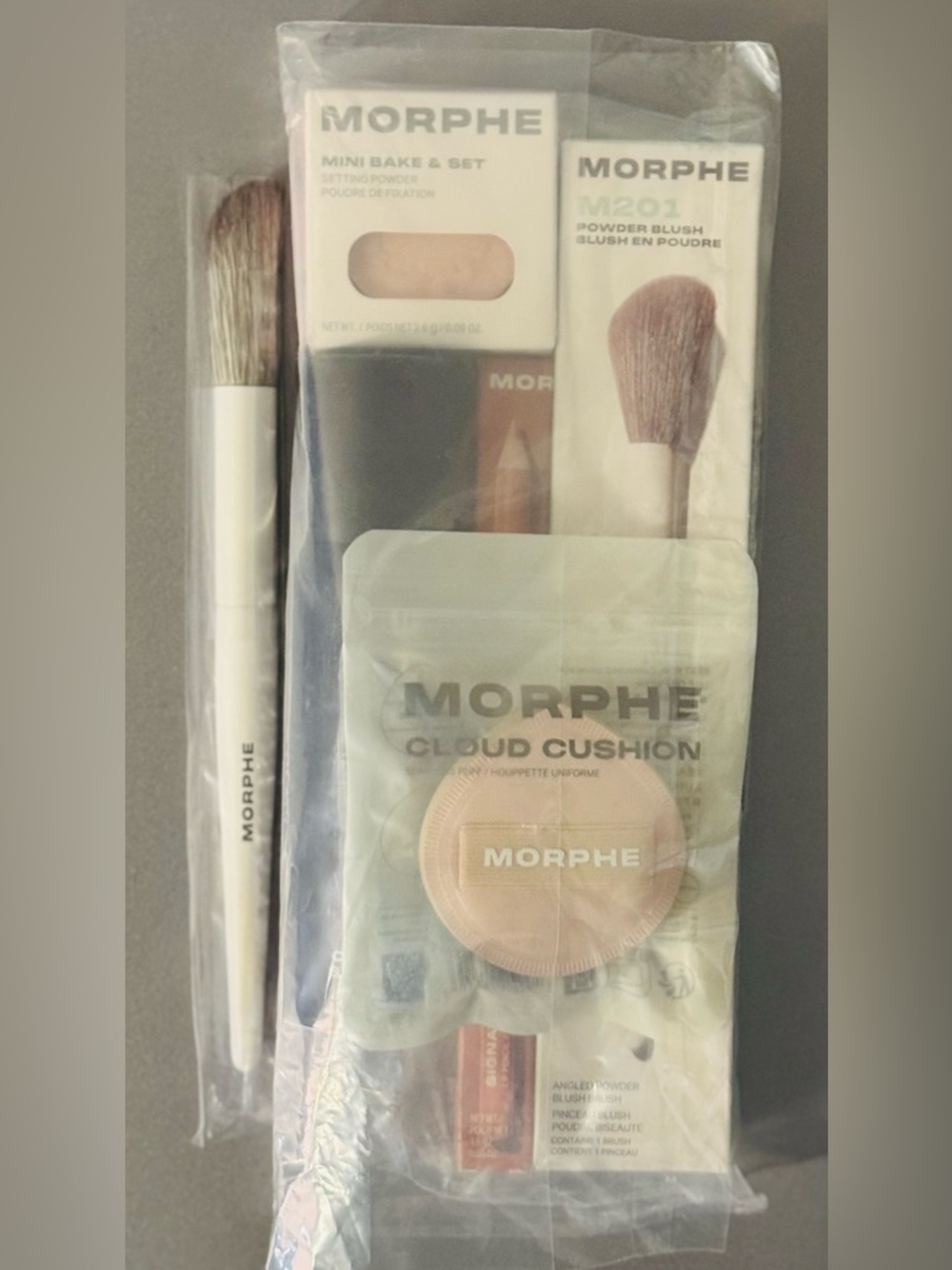 Morphe Makeup Set - Bake & Set, 2 Brushes, Setting Mist, Cloud Puff & Lip Pencil
